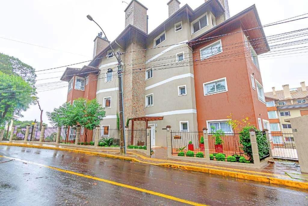 Appartamento No Coracao De Gramado, A 350M Da Rua Coberta! Esterno foto